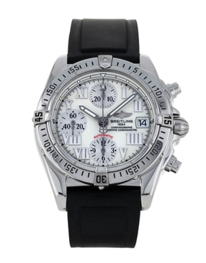 Browse our selection of automatic watches from prestigious brands such as Blancpain, Bell & Ross, Breitling and Rolex.